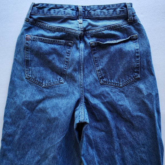 Urban Outfitters BDG High Rise Baggy Jeans. Size 29 - Picture 10 of 16